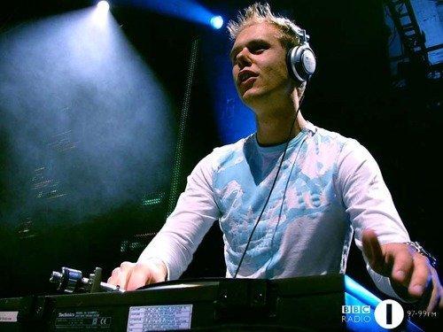 Armin Van Buuren Pres. Perpetuous Dreamer