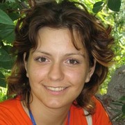 Aleksandra Kqrvel on My World.