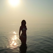 Анна делила
